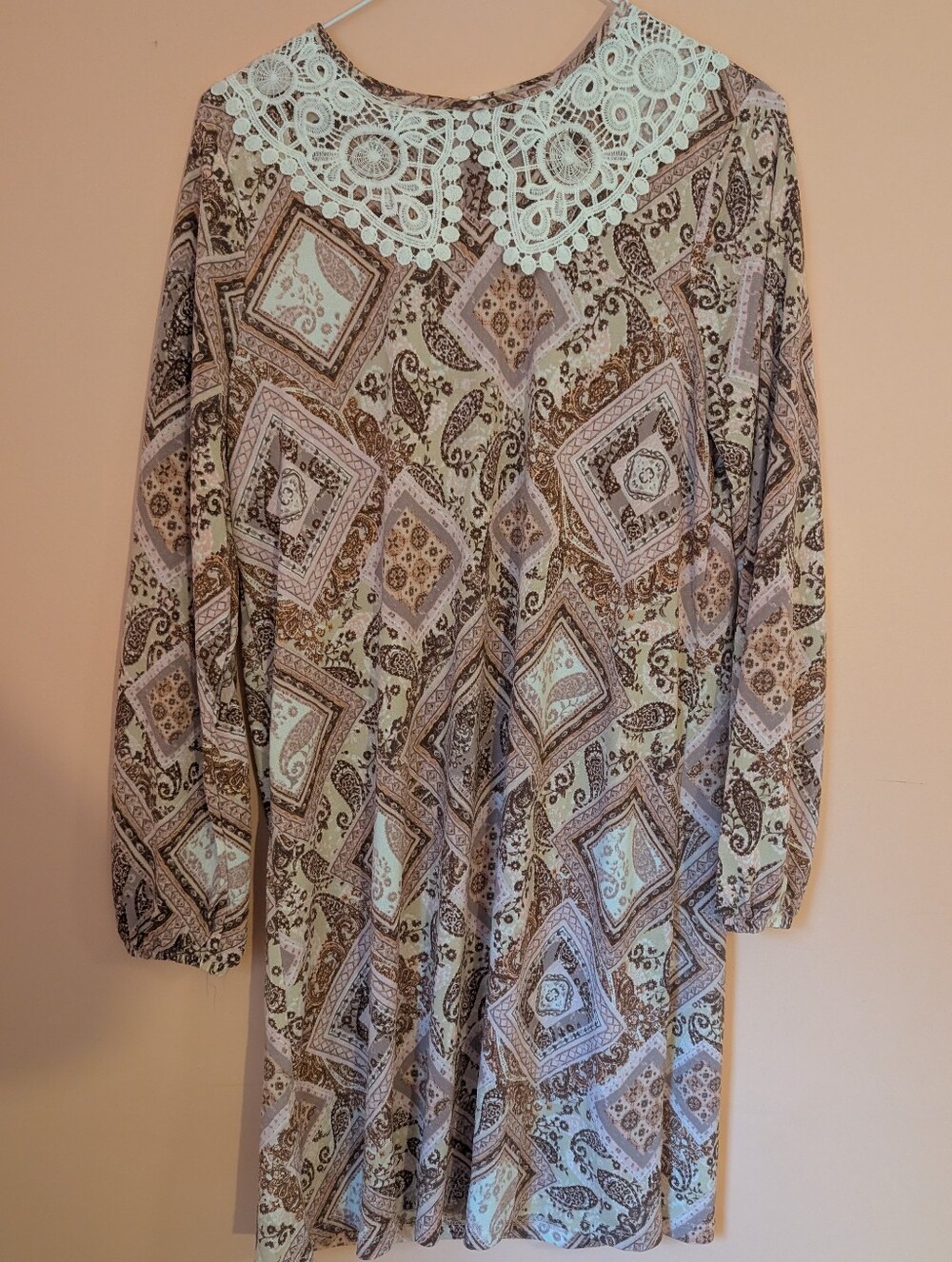 Paisley-Print Long Sleeve Dress with Lace Collar in Mint and Brown